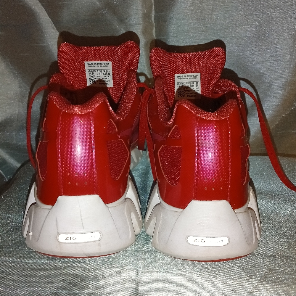 Reebok - Picture 4 of 8